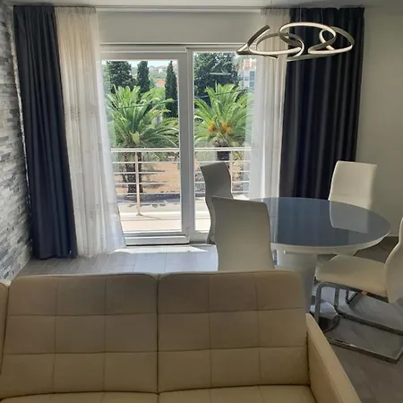 Rosemary アパート